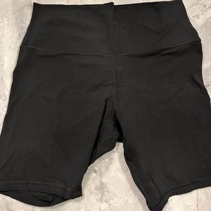 Lululemon align high rise short 8”
